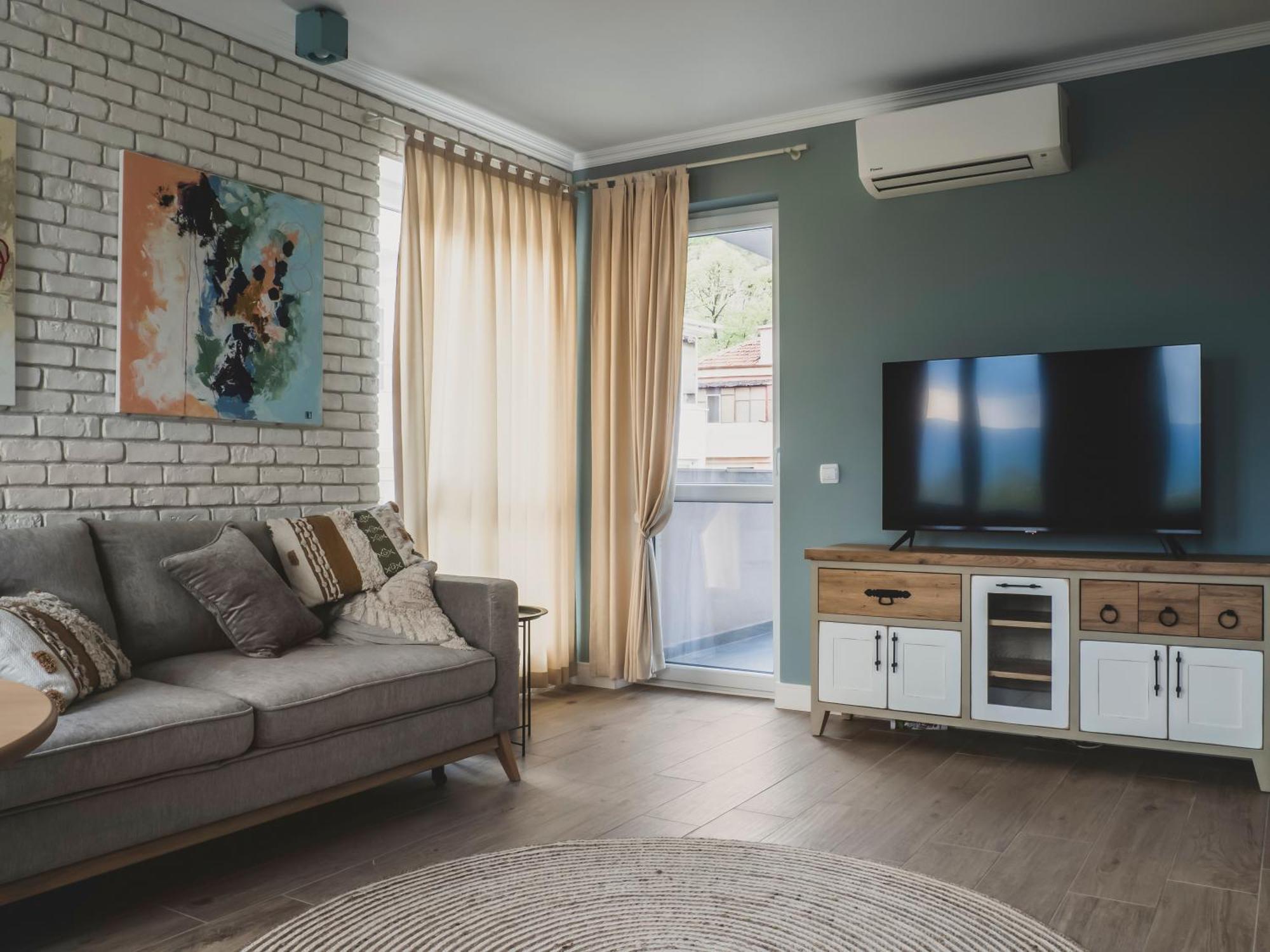 普罗夫迪夫Stylish 1Bd - Free Private Garage公寓 外观 照片